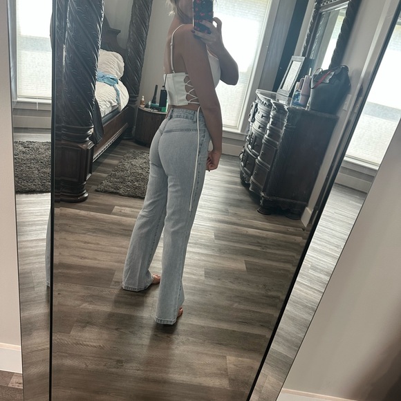 Princess Polly jeans size 2 - Picture 3 of 6